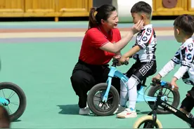 别样幼教故事|“齐鲁幼师之星”吕晓彤：用爱与智慧助推成长图片