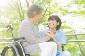 独家述评｜子女护理假，能否让养老更安心？图片