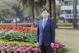 华南师范大学校长杨中民：强化科教融合，培养高素质专业化拔尖创新人才图片