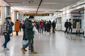 地铁同站进出“限时免费”可成规定动作 | 新京报快评图片