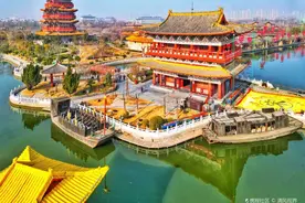 穿越千年，感受大宋风韵：湖北媒体记者领略开封清明上河园图片