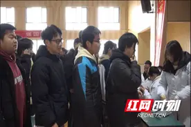 溆浦县中医医院：高考体检进校园 贴心服务助圆梦图片