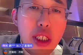 张兰汪小菲抖音账号被封后的麻六记：10余家门店同时直播，工作日超2万粉丝同时在线图片