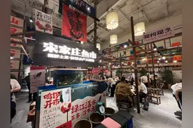 不刷墙不吊顶，怀旧市井风餐厅为何悄然流行？图片