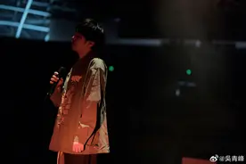 知名男歌手吴青峰曾多次失声将告别舞台？最新回应图片