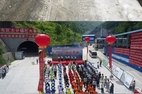 新春走基层·走笔丨远方的“亲人” 不变的牵挂图片
