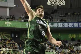 积分相同却表现悬殊，南京同曦主场被广东男篮“上强度”图片