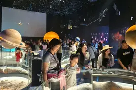 中秋假期57.17万人次同游生态城图片