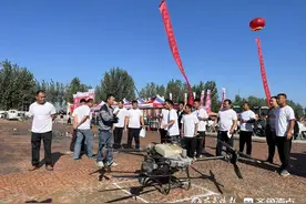 强科技 庆丰收！夏津粮仓内办起无人机比赛图片