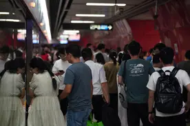 9月30日广州地铁全线网延长1小时收车图片