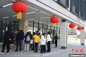 梅州平远深圳小镇 “6·16”受灾民众喜迁新居图片