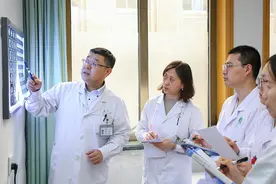 毓璜顶医院神经重症医学科：做好“生命禁区”守门员图片