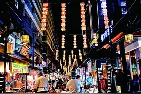 甘肃兰州张掖路中山桥商圈：车马喧阗 灯火可亲图片