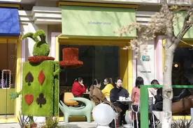 【央广时评·提振消费⑥】“后街经济”聚人气  拓展城市消费新空间图片