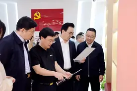 广西百色市人大来滕考察网格化服务管理立法工作图片