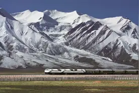 别样体验！乘坐旅游专列环游青甘藏图片