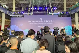 第八届中国非物质文化遗产博览会上，百余位非遗传承人亮“绝活”图片