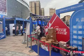 安义：门窗以旧换新“焕”出消费新活力图片