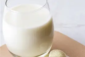 被称为液体黄金的牛初乳真的有那么神奇吗？图片