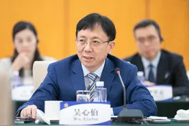 思想者|专访吴心伯：特朗普2.0下美国将更“内向”图片