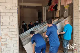 60名队员赶赴梅县松源！五华力量驰援梅县齐心协力重建家园图片