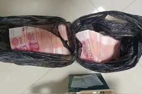 2箱拆过的牛奶花123元叫闪送？拉货司机果断走进派出所！图片