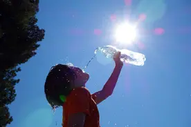 女生为何总觉得空调太冷？图片