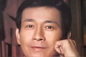 【每日听首粤语歌】郑少秋《从不放弃》坚持梦想，凡事不放弃图片