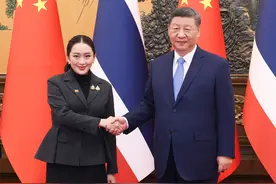 余海秋：不要说搭乘，许多泰国人连高铁的样子都没见过图片