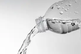 矿泉水、纯净水、天然水，市场上饮用水有哪几种？图片