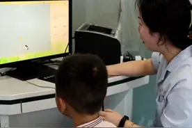 江西都昌：科技温暖残障儿童图片