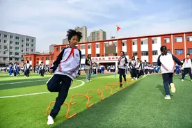 15分钟阳光课间！盘锦中小学实施图片