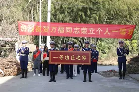 世界消防救援锦标赛冠军 福建消防员万福受表彰图片