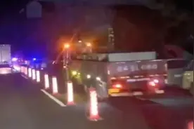 辽宁高速客服热线：京哈高速一桥梁应急车道路面破损，其他车道可通行视频封面
