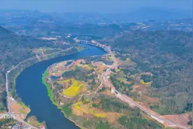 醉美公路串起宣汉百里风光图片