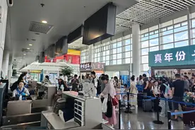 喜讯！兴义机场旅客吞吐量破100万图片
