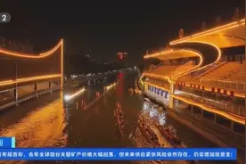 广东进入“龙舟时间”！赛前夜训热火朝天，条条“金龙”竞逐河面→图片