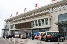 泰安交运集团开通泰安—新泰高铁夜间直通车图片