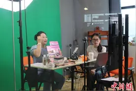 小语种跨境直播助推国货“出海”东南亚图片