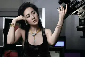 “蛇蝎美人妆”火了，国产美妆品牌“亮了”！多品牌推出蛇年主题新品图片