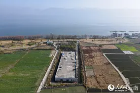 环湖截污守护洱海一泓清水图片