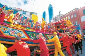 跟着总书记赏非遗 春风裁非遗 匠心焕华章图片