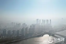 “回南天”持续 应对有技巧图片