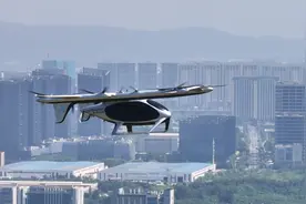 首次跨长江飞行！吨级“空中出租车”eVTOL在南京浦口试飞图片