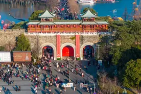 5000余名文旅志愿者“护航”，这波“泼天流量”南京稳稳接住图片