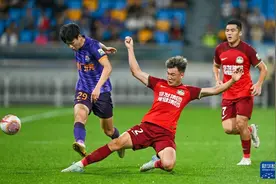 足球——中超：天津津门虎胜河南俱乐部酒祖杜康图片