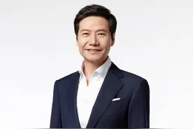 对话·民营企业家 | 雷军两会建言：加快自动驾驶量产，发展人工智能终端和新能源汽车产业生态图片