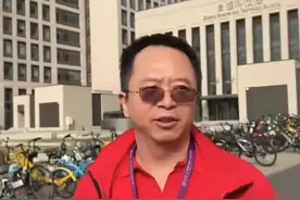 360创始人周鸿祎清华读博，透露“写60多页PPT被批”图片