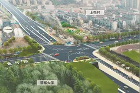 青年南路—红旗路下沉立交建成后 红旗路通行将不受信号灯影响图片