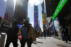 主水管破裂 纽约时报广场地铁站被淹图片